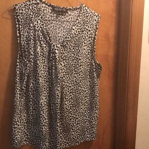 Jones New York animal print shell